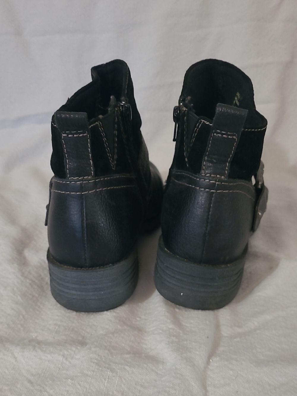 EARTH ORIGINS By EARTH Paris Black Suede Leather Ankle Boot Zipper Size 7.5W - Picture 5 of 11